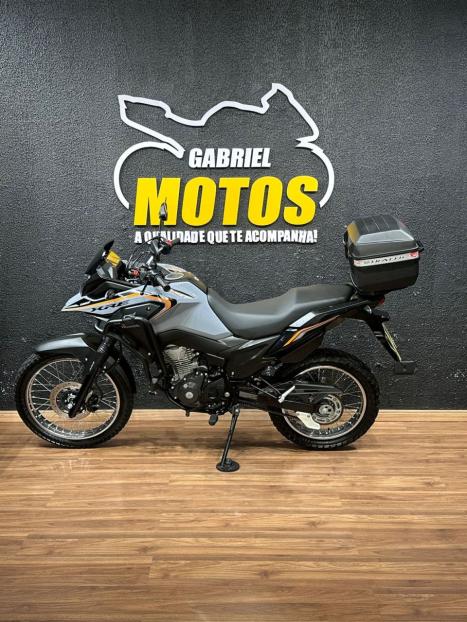 HONDA XRE 190 ADVENTURE ABS, Foto 2