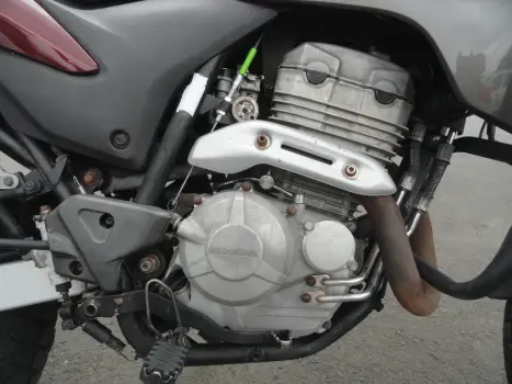 HONDA XRE 300 , Foto 13