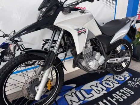 HONDA XRE 300 , Foto 8