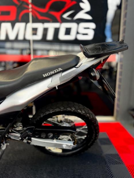 HONDA XRE 300 , Foto 6