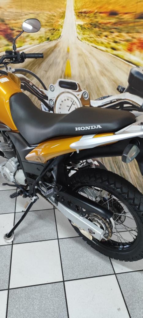 HONDA XRE 300 , Foto 2