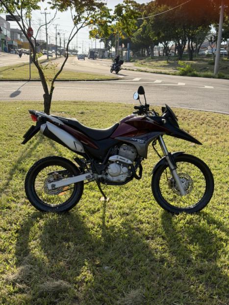 HONDA XRE 300 , Foto 2