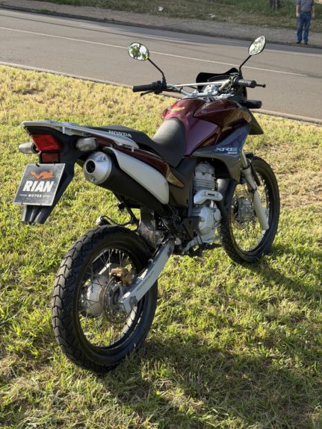 HONDA XRE 300 , Foto 3