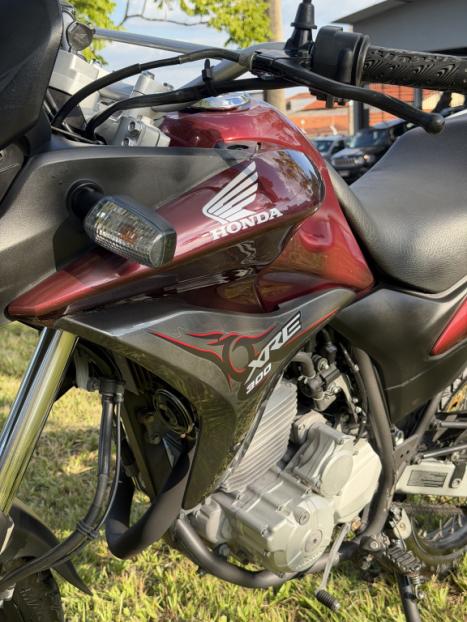 HONDA XRE 300 , Foto 9