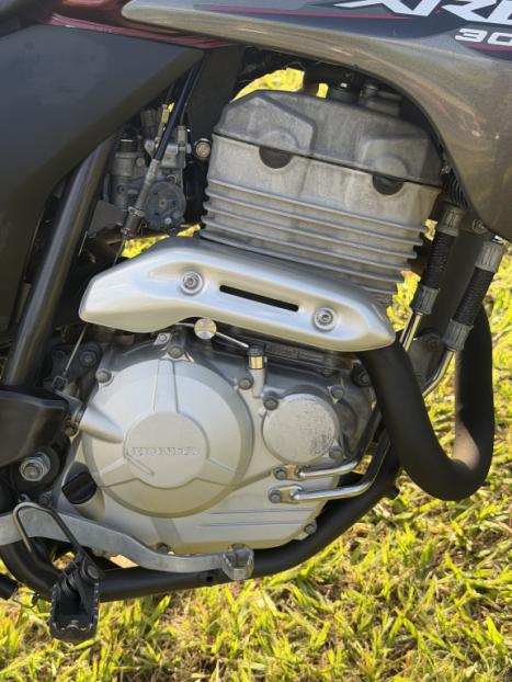 HONDA XRE 300 , Foto 14