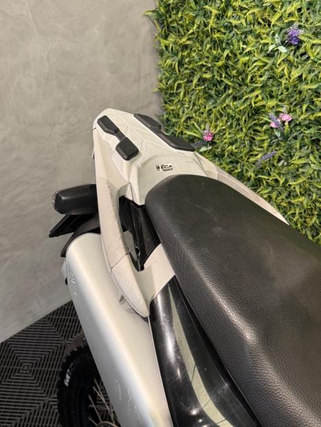 HONDA XRE 300 , Foto 6