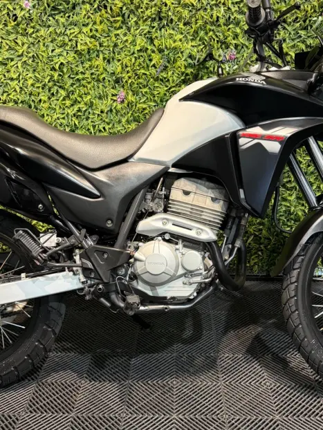 HONDA XRE 300 , Foto 4