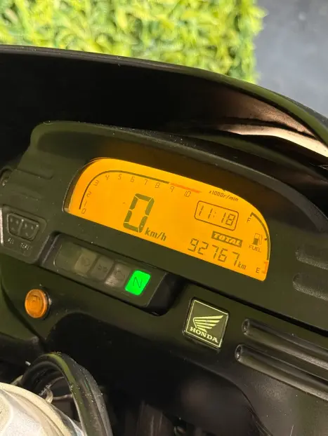 HONDA XRE 300 , Foto 9