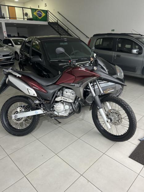 HONDA XRE 300 , Foto 1