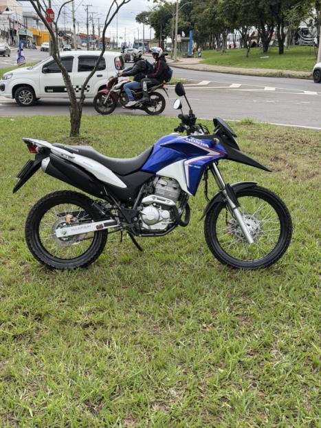 HONDA XRE 300 , Foto 2