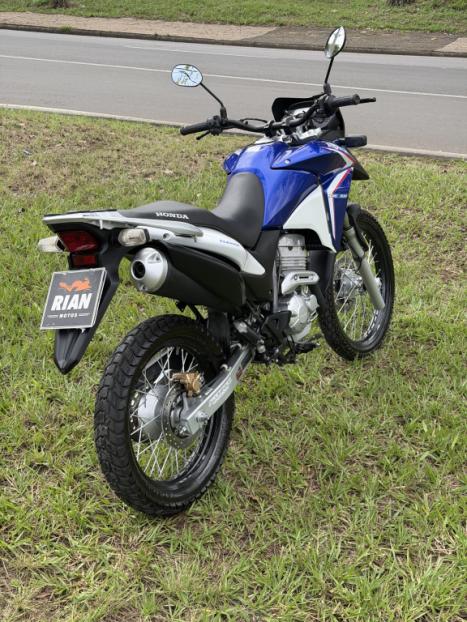 HONDA XRE 300 , Foto 3