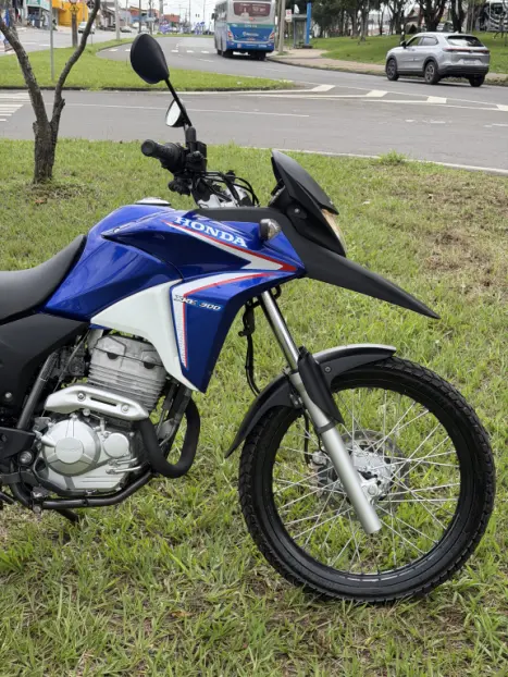 HONDA XRE 300 , Foto 11