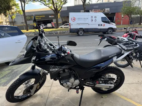 HONDA XRE 300 ABS, Foto 1 HONDA XRE 300 ABS, Foto 1