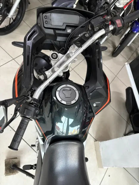 HONDA XRE 300 ABS, Foto 8 HONDA XRE 300 ABS, Foto 8