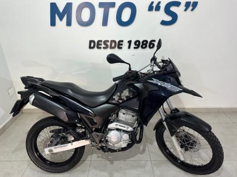 HONDA XRE 300 ABS, Foto 2