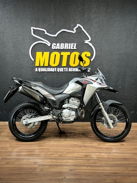 HONDA XRE 300 ABS, Foto 1