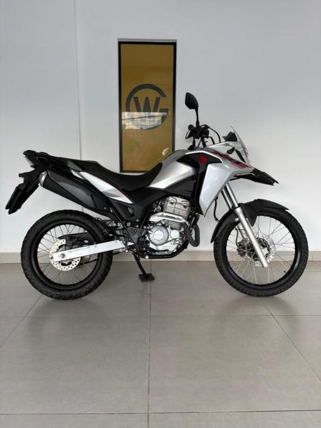 HONDA XRE 300 ABS, Foto 1