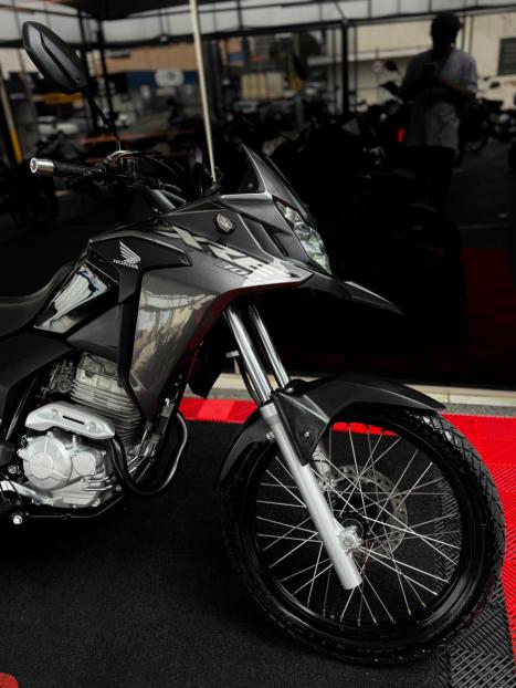 HONDA XRE 300 ABS, Foto 2