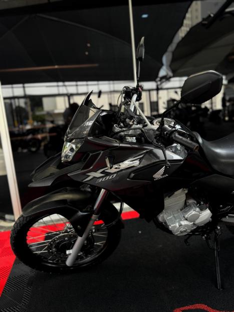 HONDA XRE 300 ABS, Foto 5