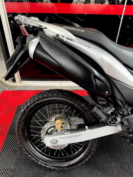 HONDA XRE 300 ABS, Foto 2