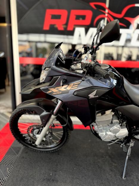 HONDA XRE 300 ABS, Foto 5