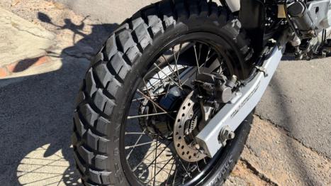 HONDA XRE 300 ABS, Foto 3