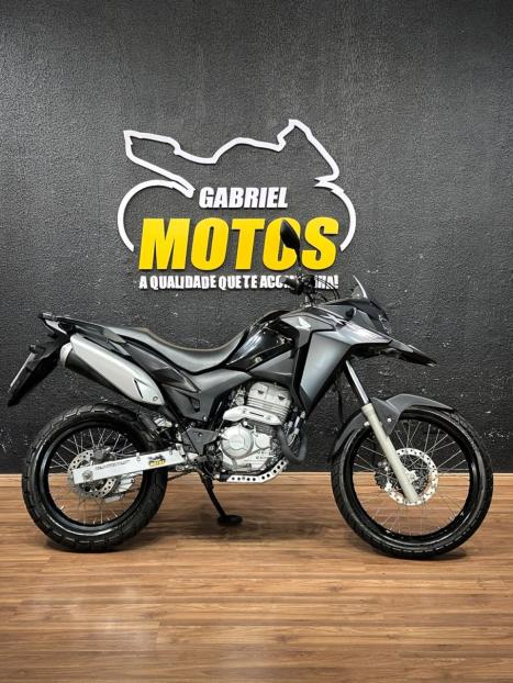 HONDA XRE 300 ABS, Foto 1