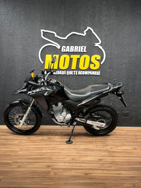 HONDA XRE 300 ABS, Foto 2