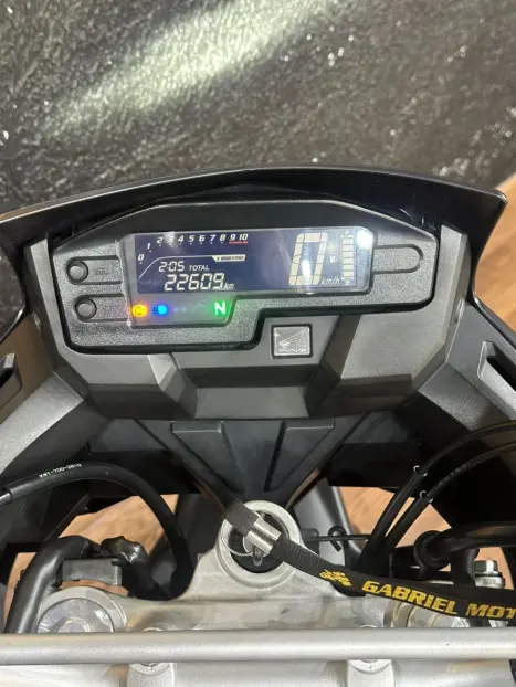 HONDA XRE 300 ADVENTURE, Foto 7