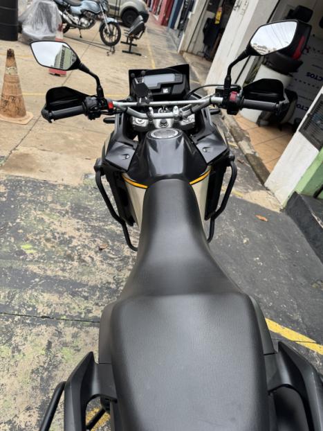 HONDA XRE 300 ADVENTURE, Foto 4