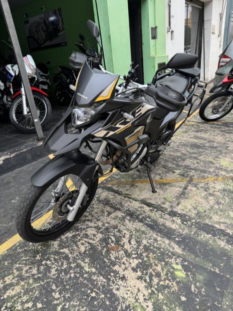 HONDA XRE 300 ADVENTURE, Foto 11