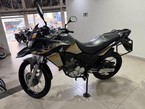 HONDA XRE 300 ADVENTURE, Foto 4