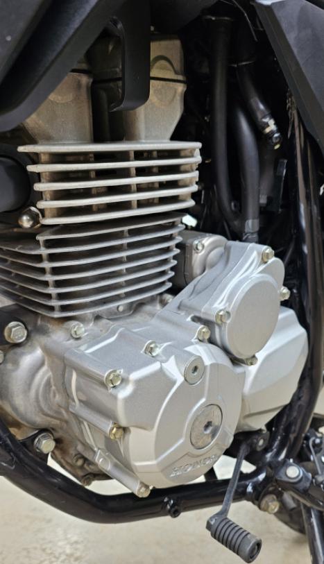 HONDA XRE 300 ADVENTURE, Foto 7