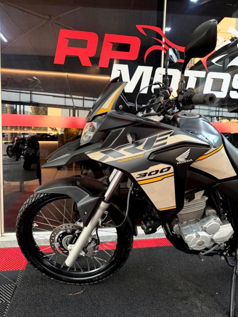 HONDA XRE 300 ADVENTURE, Foto 7