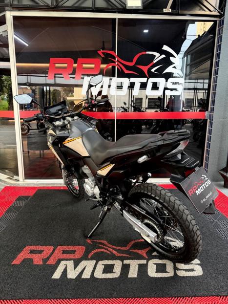 HONDA XRE 300 ADVENTURE, Foto 9