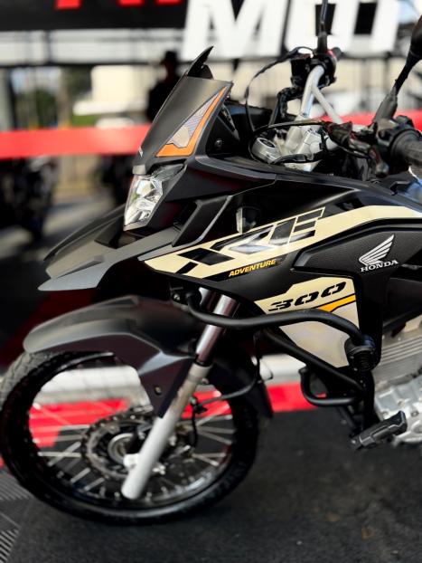 HONDA XRE 300 ADVENTURE, Foto 5