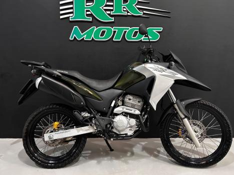 HONDA XRE 300 ADVENTURE, Foto 3