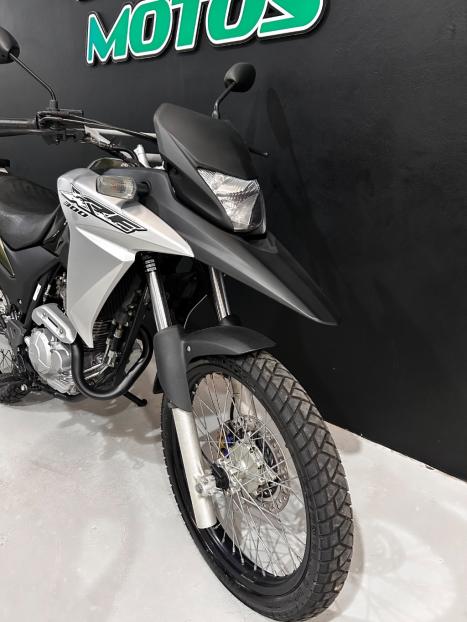 HONDA XRE 300 ADVENTURE, Foto 7