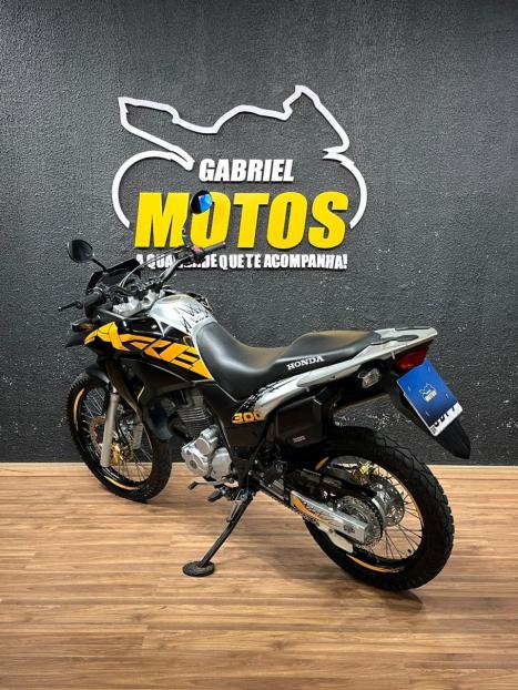 HONDA XRE 300 ADVENTURE, Foto 6