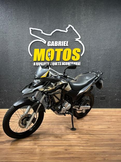 HONDA XRE 300 ADVENTURE, Foto 4