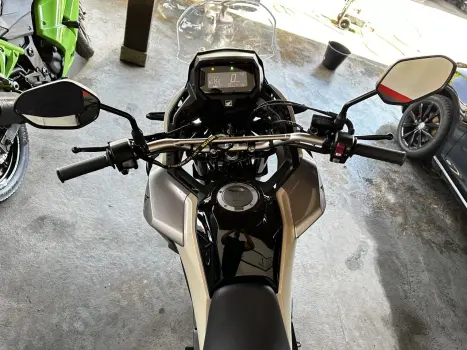 HONDA XRE 300 Sahara ADVENTURE, Foto 8