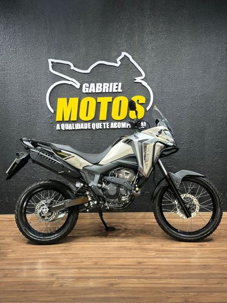 HONDA XRE 300 Sahara ADVENTURE, Foto 1 HONDA XRE 300 Sahara ADVENTURE, Foto 1