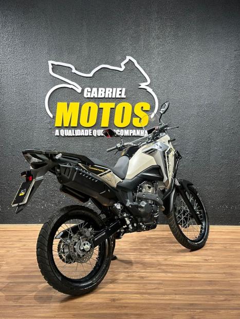 HONDA XRE 300 Sahara ADVENTURE, Foto 5 HONDA XRE 300 Sahara ADVENTURE, Foto 5