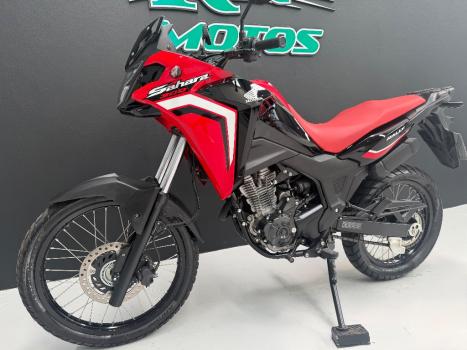 HONDA XRE 300 Sahara RALLYE, Foto 3