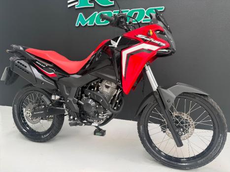 HONDA XRE 300 Sahara RALLYE, Foto 4