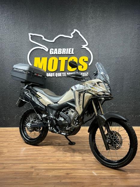 HONDA XRE 300 Sahara ADVENTURE, Foto 3