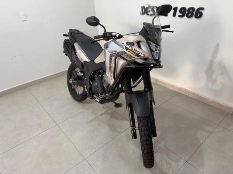 HONDA XRE 300 Sahara ADVENTURE, Foto 3