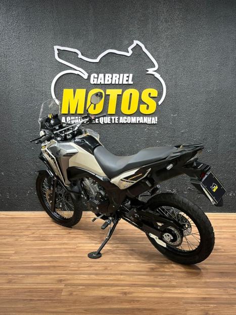 HONDA XRE 300 Sahara ADVENTURE, Foto 6