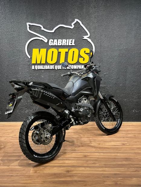 HONDA XRE 300 Sahara , Foto 5