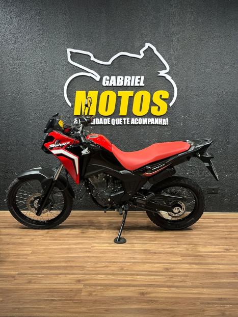HONDA XRE 300 Sahara RALLYE, Foto 2